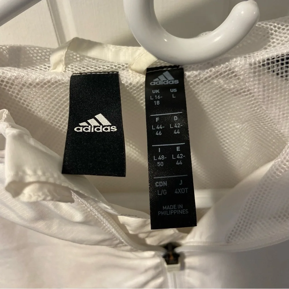 Adidas Cropped Windbreaker - Picture 2 of 3